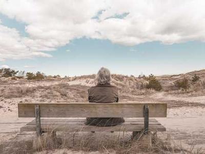 This Linux distro makes your old laptop feel like a Mac - and it's free