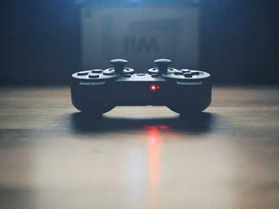 Browsing online at the airport? Here's why I use cellular instead of Wi-Fi (and you should, too)